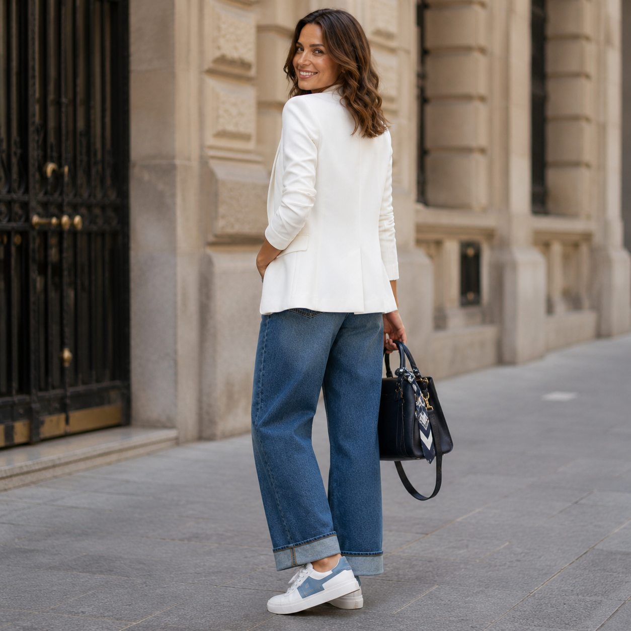 Light Straight Jeans